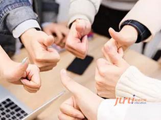 高效團(tuán)隊(duì)激勵(lì)與部屬教導(dǎo)